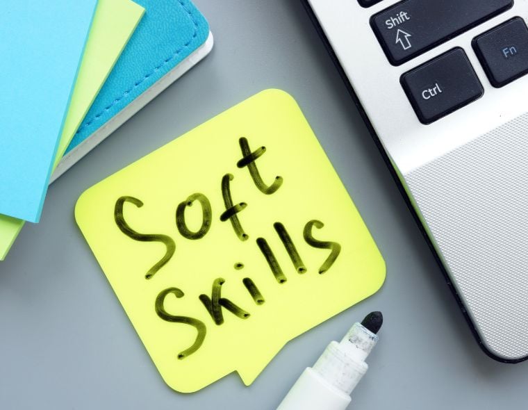 Papel escrito soft skills