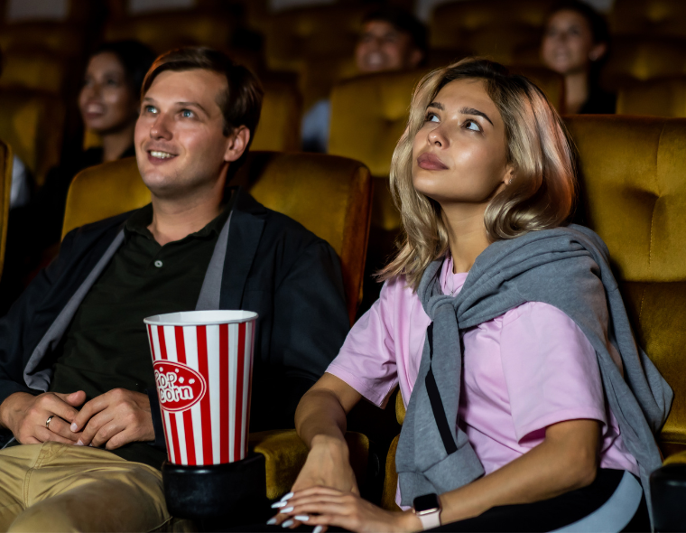 Quem paga meia no Cinemark?