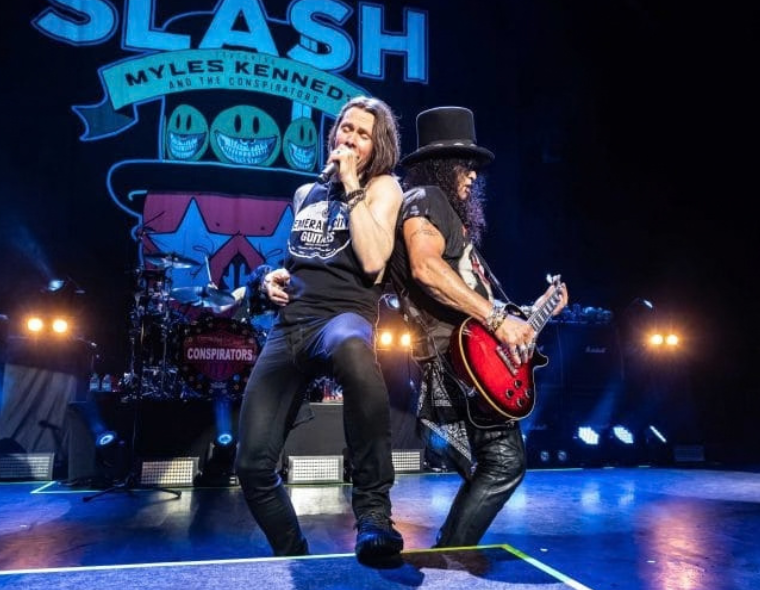 Show do Slash da banda Guns N’ Roses no Brasil confirmado!
